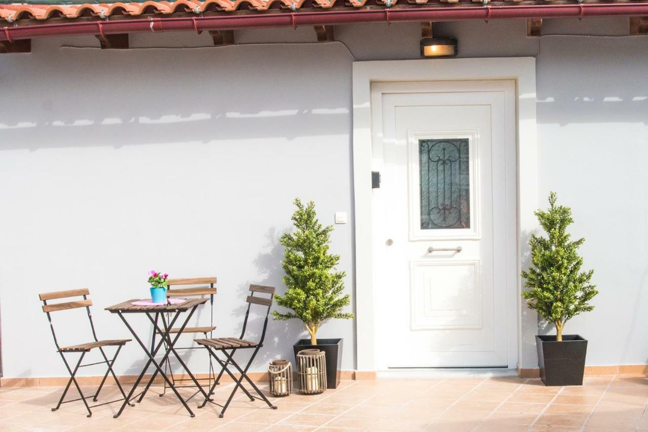 Mare Civitas Apartments خانيا المظهر الخارجي الصورة